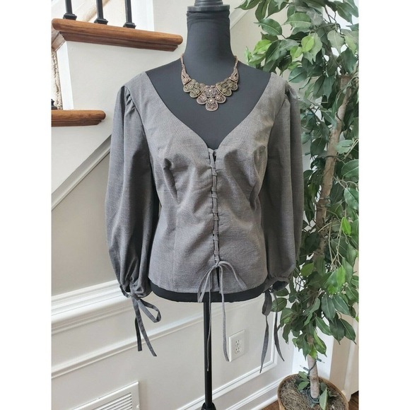 Casting Women's Gray Polyester & Rayon Long Sleeve V-Neck Top Shirt - Picture 1 of 11